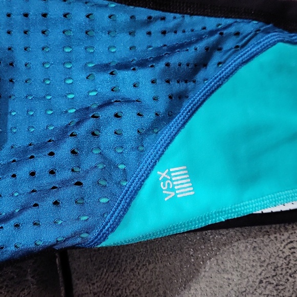 Victoria's Secret Sport Leggings - Picture 10 of 12